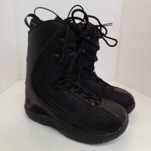 Lamar Snowboard Boots Lined Black "Justice" is Model in Sz 8 Man Made Materials